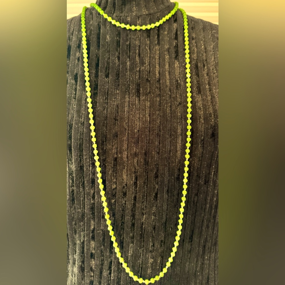 Vintage glass beaded necklace